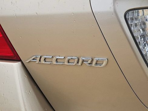 Used 2006 Honda Accord EX image 30