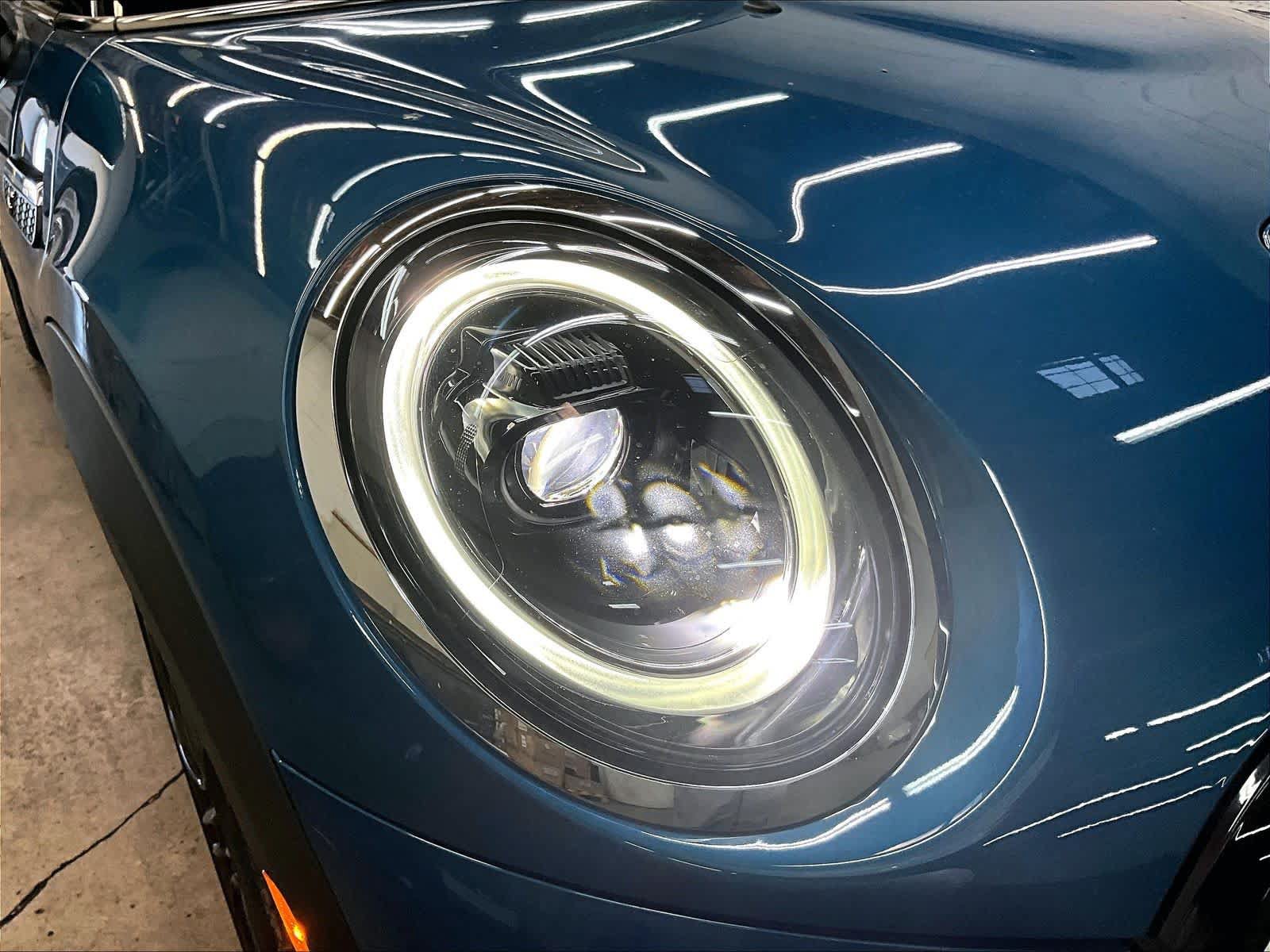 Used 2024 MINI Cooper SE FWD image 30