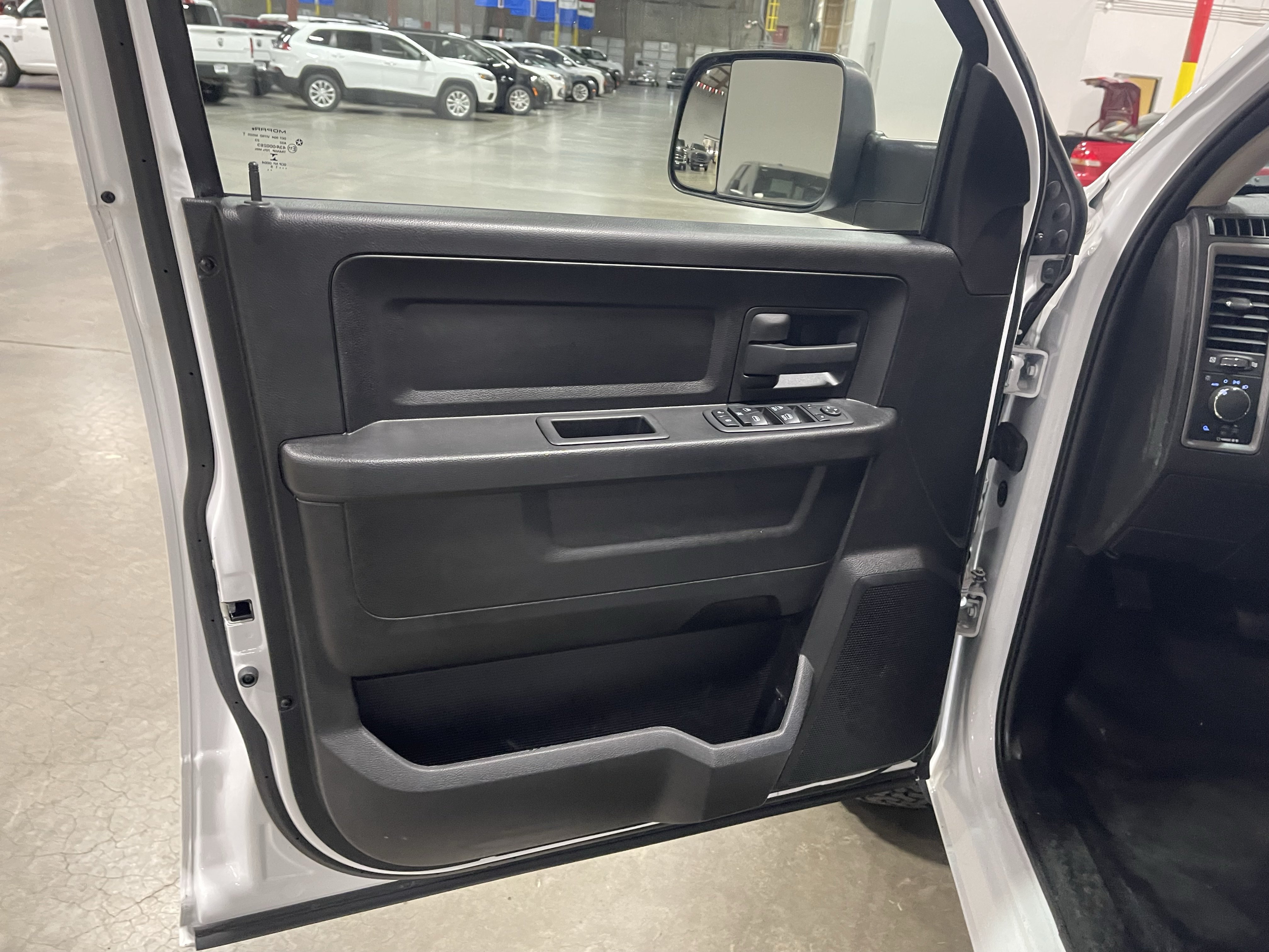 Used 2019 RAM 1500 Tradesman w/ Popular Equipment Group AWD/4WD image 17