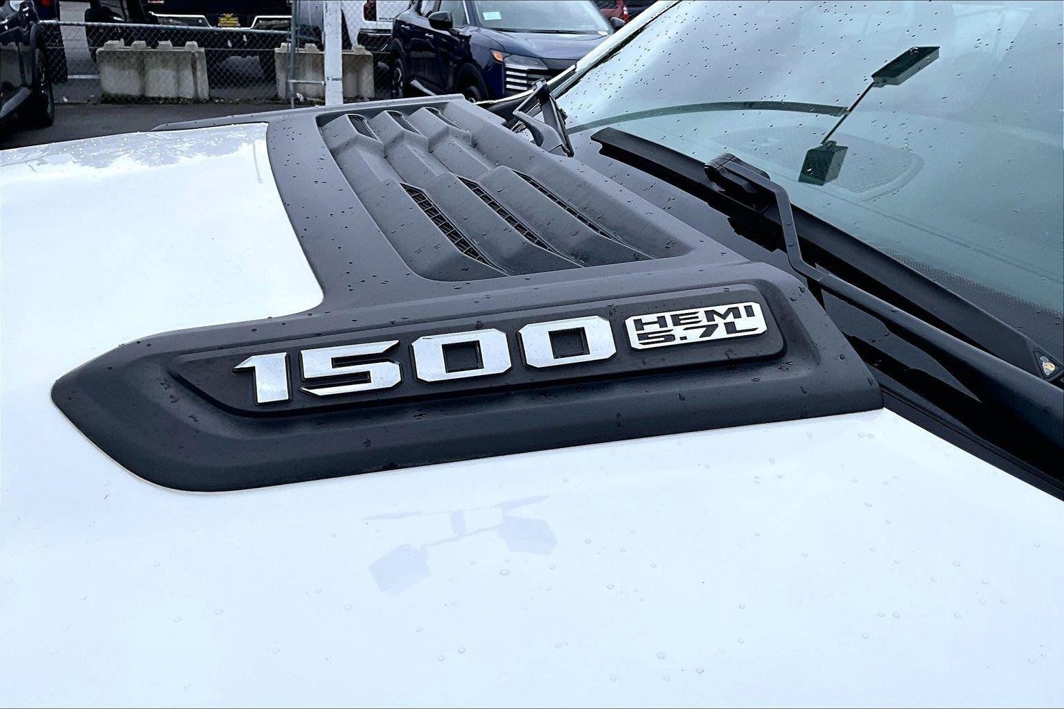 Used 2020 RAM 1500 Laramie w/ Sport Appearance Package AWD/4WD image 26