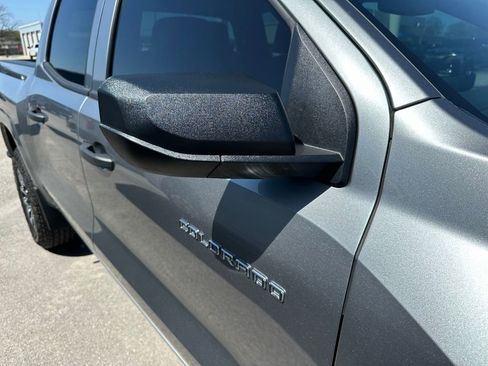 Used 2024 Chevrolet Colorado W/T image 8