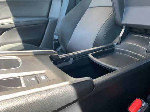 Used 2019 Honda Accord LX image 16