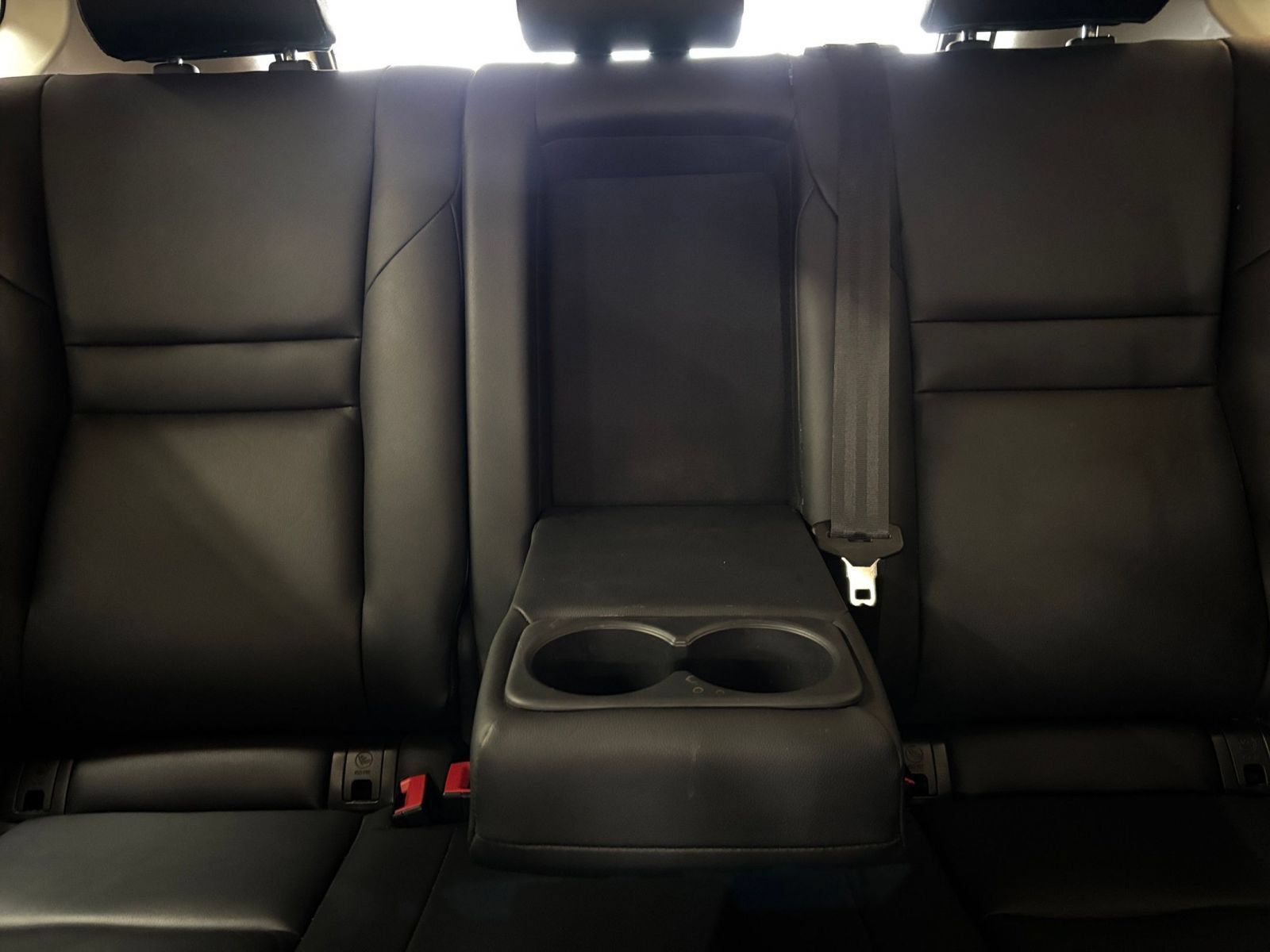 Used 2026 Nissan Rogue SL FWD image 40