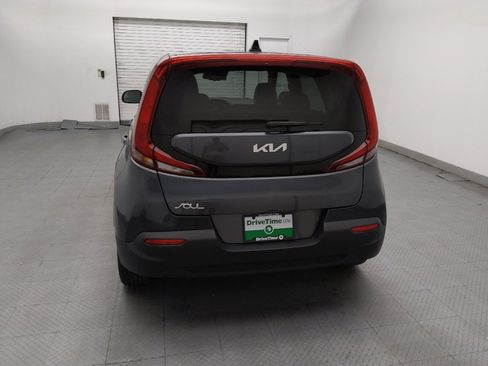 Used 2022 Kia Soul S FWD image 6