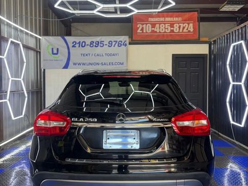 Used 2015 Mercedes-Benz GLA 250 4MATIC image 29