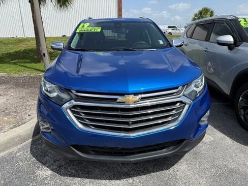 Used 2019 Chevrolet Equinox Premier FWD image 2