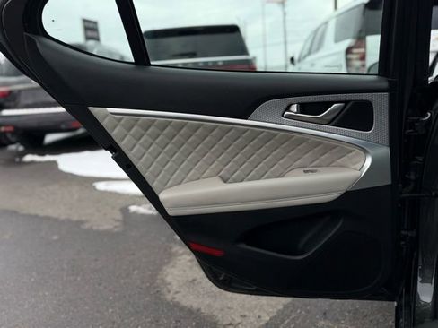 Used 2023 Genesis G70 3.3T w/ Sport Prestige Package image 15