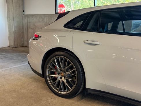 Used 2023 Porsche Panamera 4S AWD/4WD image 10