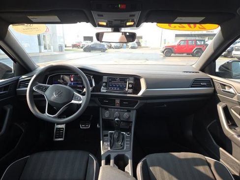 Certified 2023 Volkswagen Jetta Sport FWD image 25