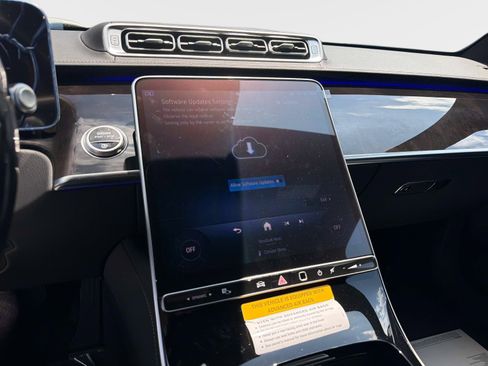 New 2026 Mercedes-Benz S 580 4MATIC Sedan image 21