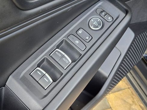 Used 2024 Honda Accord EX image 12