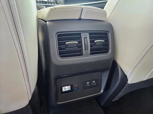 Used 2021 Nissan Rogue SL w/ Premium Package FWD image 16