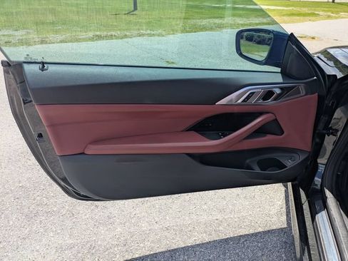 Used 2023 BMW 430i Coupe w/ Convenience Package RWD image 11