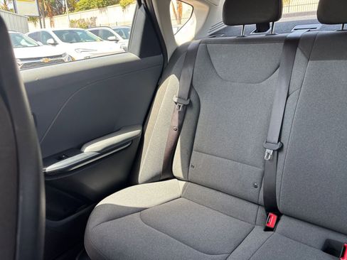 Used 2025 Kia K4 FWD image 38