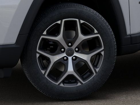 New 2026 Jeep Compass Limited image 8