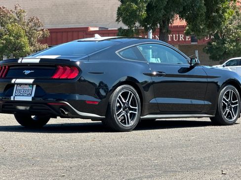 Certified 2022 Ford Mustang Premium RWD image 3