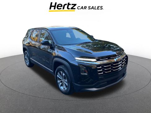 Used 2025 Chevrolet Equinox LT image 1