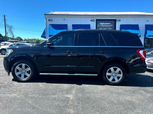 Used 2021 Ford Expedition XLT image 8