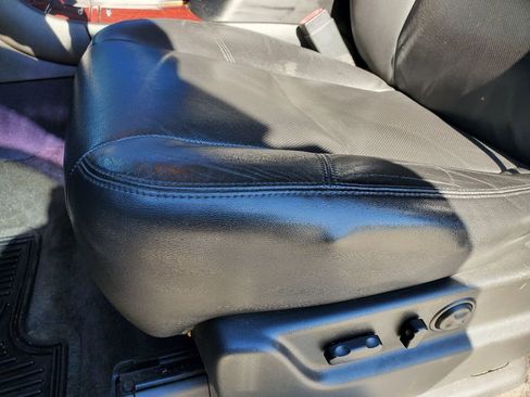 Used 2011 Cadillac Escalade 2WD image 15