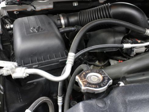 Used 2014 RAM 1500 Laramie Longhorn w/ Convenience Group AWD/4WD image 29