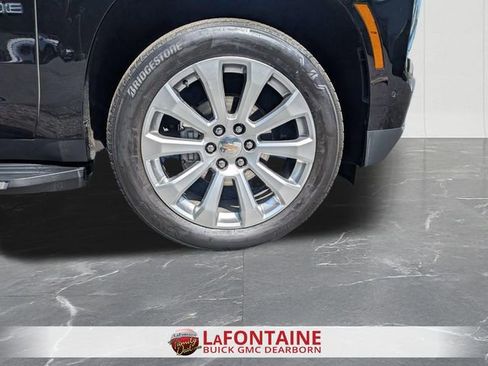 Used 2025 Chevrolet Tahoe Premier w/ Sun And Tow Package AWD/4WD image 33