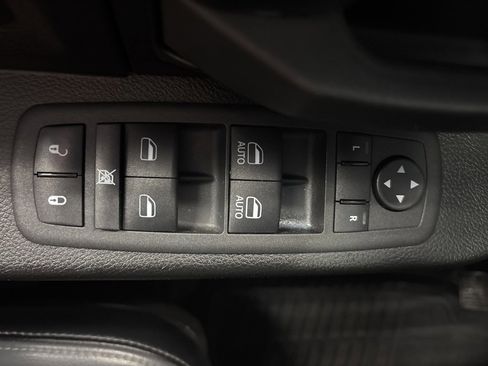 Used 2022 RAM 1500 Tradesman image 23