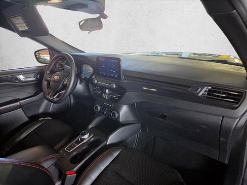 Used 2025 Ford Escape ST-Line AWD/4WD image 19