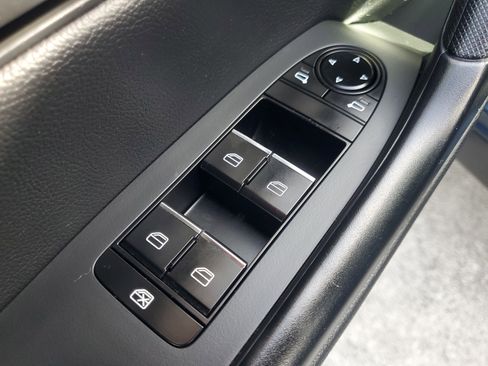 Used 2024 MAZDA CX-50 AWD 2.5 S w/ Premium Package image 22