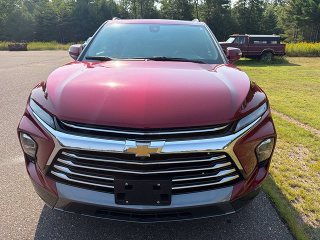 Used 2023 Chevrolet Blazer Premier w/ Driver Confidence II Package AWD/4WD image 2