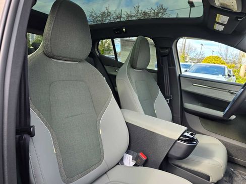 New 2026 Volvo EX30 Cross Country Ultra image 11