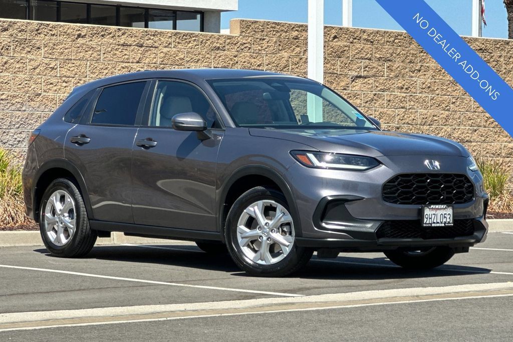 Certified 2024 Honda HR-V LX image 2