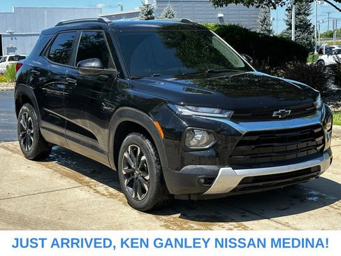 Used 2022 Chevrolet TrailBlazer LT AWD/4WD image 1