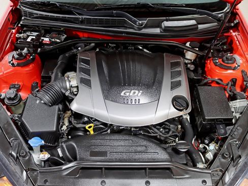 Used 2015 Hyundai Genesis 3.8 image 27