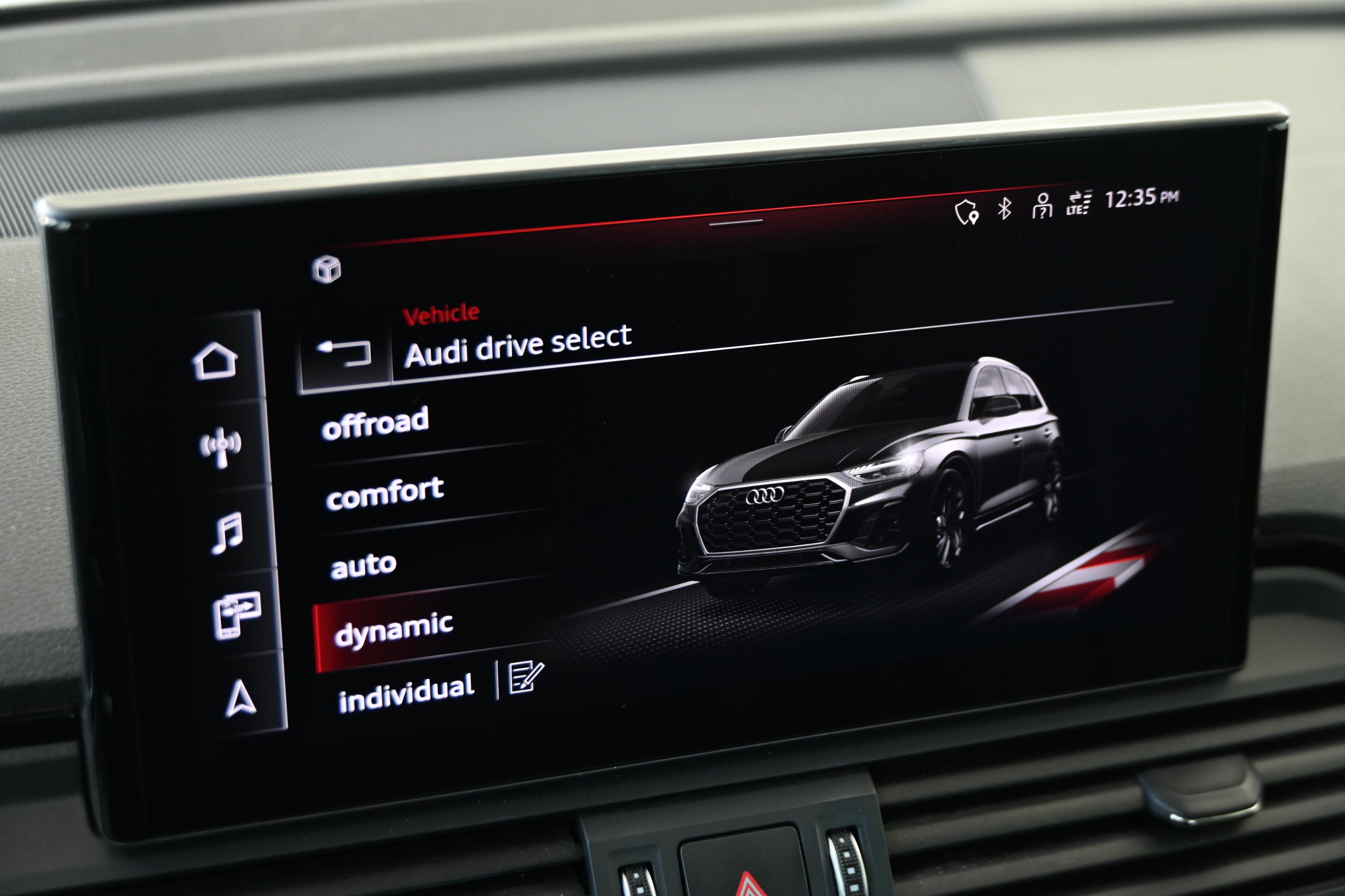 Used 2022 Audi Q5 2.0T Premium Plus w/ Premium Plus Package AWD/4WD image 33