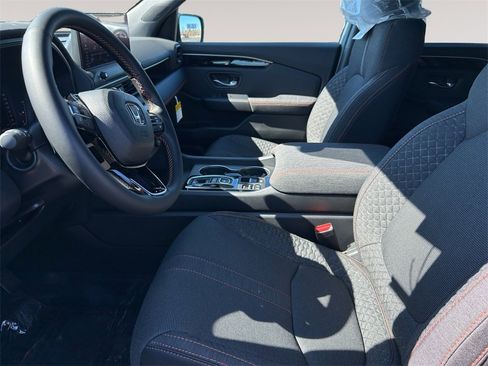 New 2026 Honda Pilot Sport image 9