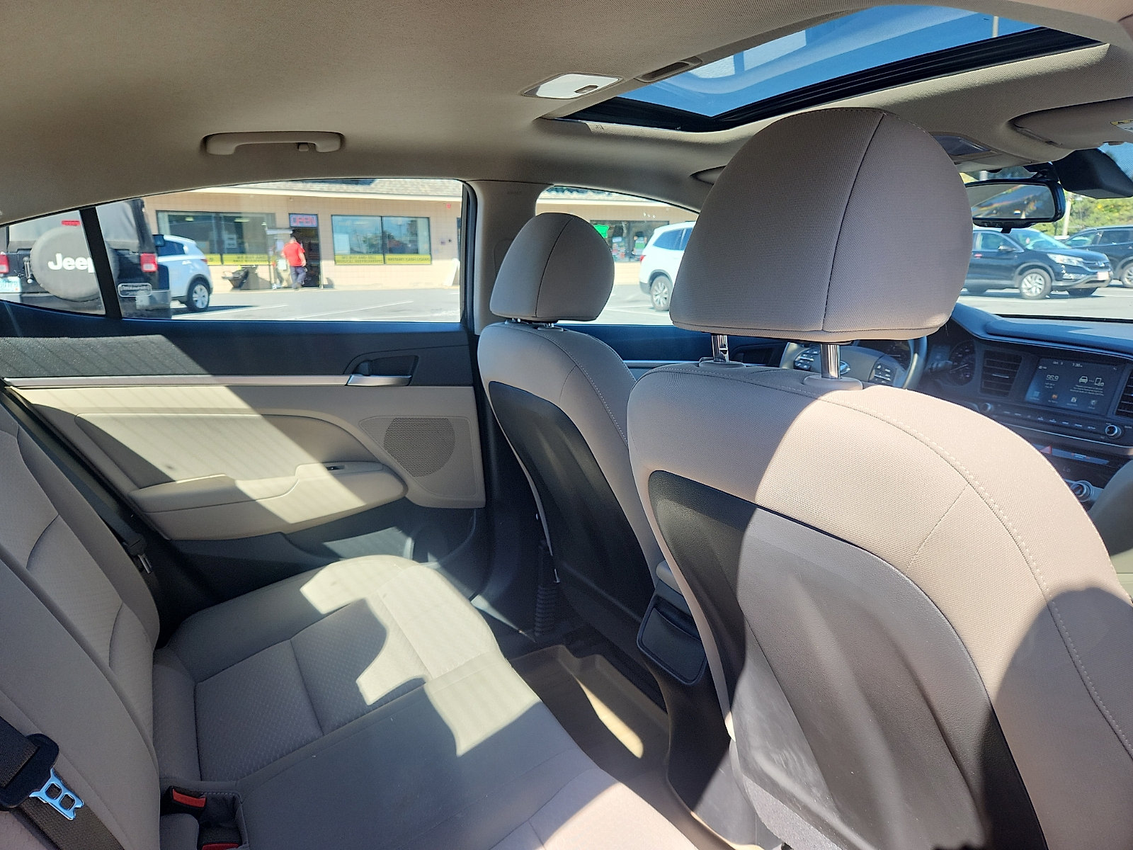Used 2020 Hyundai Elantra Value Edition FWD image 28