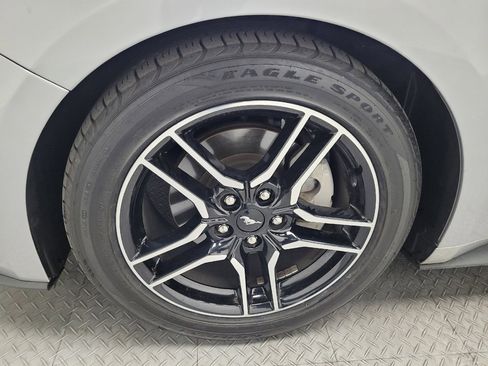 Used 2022 Ford Mustang Coupe w/ Equipment Group 101A RWD image 31