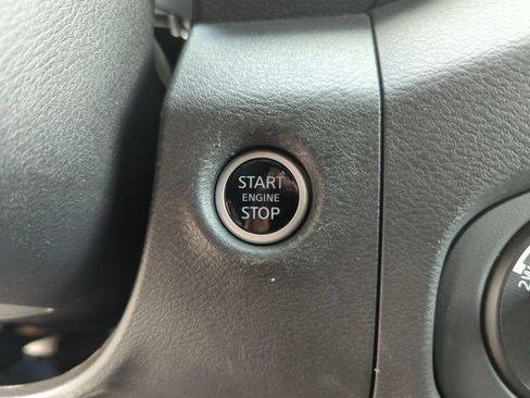 Certified 2024 Nissan Frontier SV w/ SV Convenience Package AWD/4WD image 45