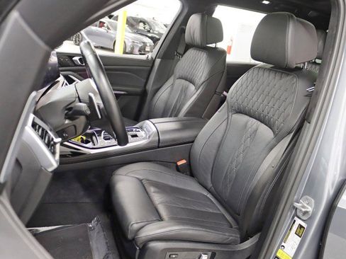 Used 2023 BMW X7 M60i w/ Executive Package image 30