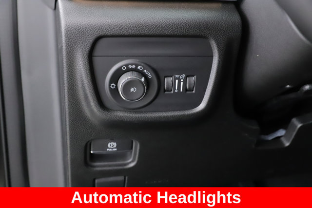 Used 2024 Jeep Grand Cherokee Limited AWD/4WD image 20