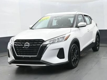 Used 2024 Nissan Kicks SV