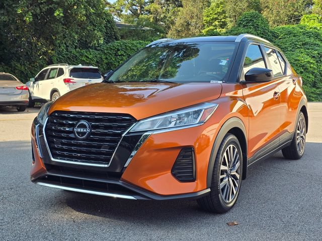 Used 2022 Nissan Kicks SV FWD image 2