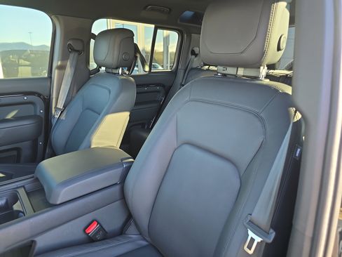 Certified 2024 Land Rover Defender 110 V8 image 21