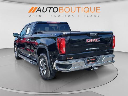 Used 2023 GMC Sierra 1500 SLT w/ SLT Premium Package AWD/4WD image 3
