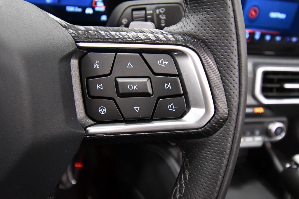 Used 2025 Ford Mustang GT Premium RWD image 18