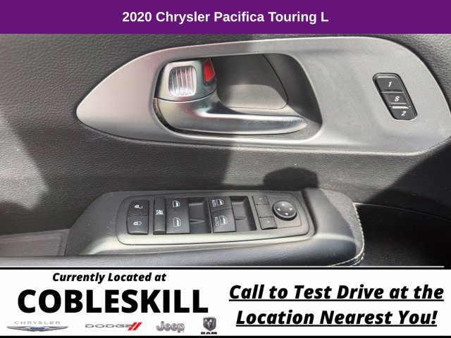 Used 2020 Chrysler Pacifica Touring-L w/ S Appearance Package FWD image 11