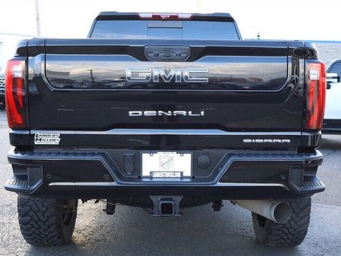 Used 2025 GMC Sierra 3500 Denali Ultimate AWD/4WD image 4