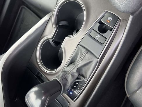 Used 2021 Toyota Camry SE image 20