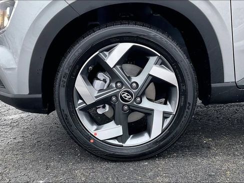 New 2026 Hyundai Venue SEL image 12