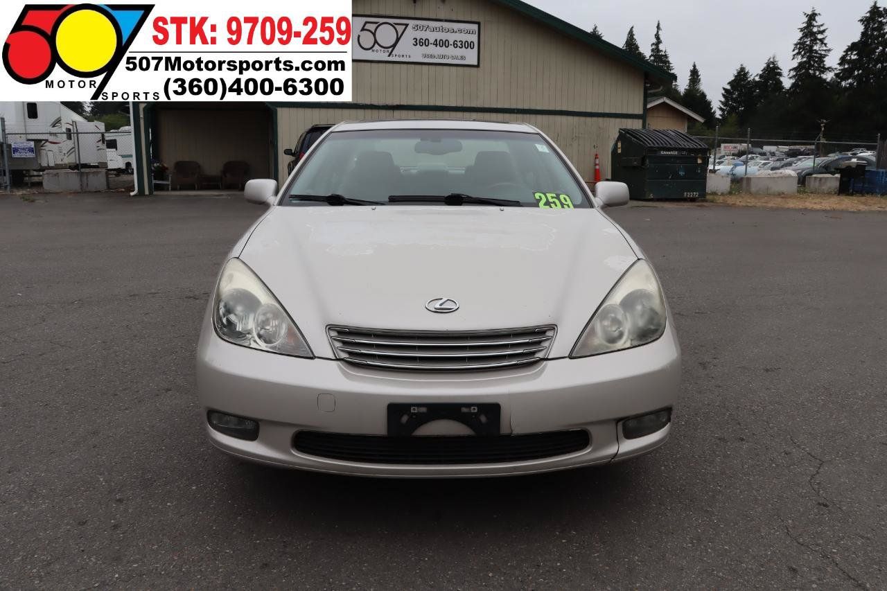 Used 2002 Lexus ES 330 w/ Premium Pkg FWD image 11
